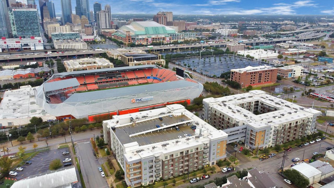 U1 Penthouse Downtown Houston Rental Car Available Apt 1Br 1Bth Gym Sleep Good מראה חיצוני תמונה